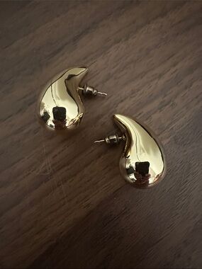 Gold Teardrop Chunky Hoop Earrings